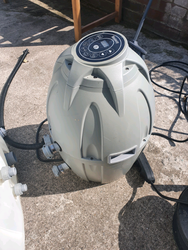 Lazy spa pump heater in Barry, Vale of Gumtree