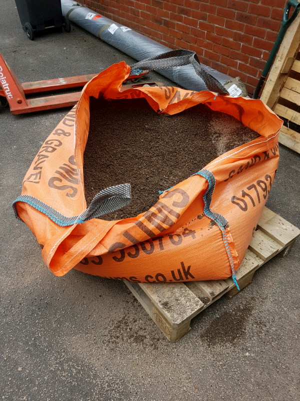 FREE..1/2 bulk bag of 14mm pea shingle in Swindon, Wiltshire Gumtree