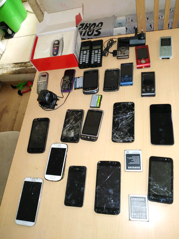 Job lot of 22 mobile phones in Chatham, Kent Gumtree