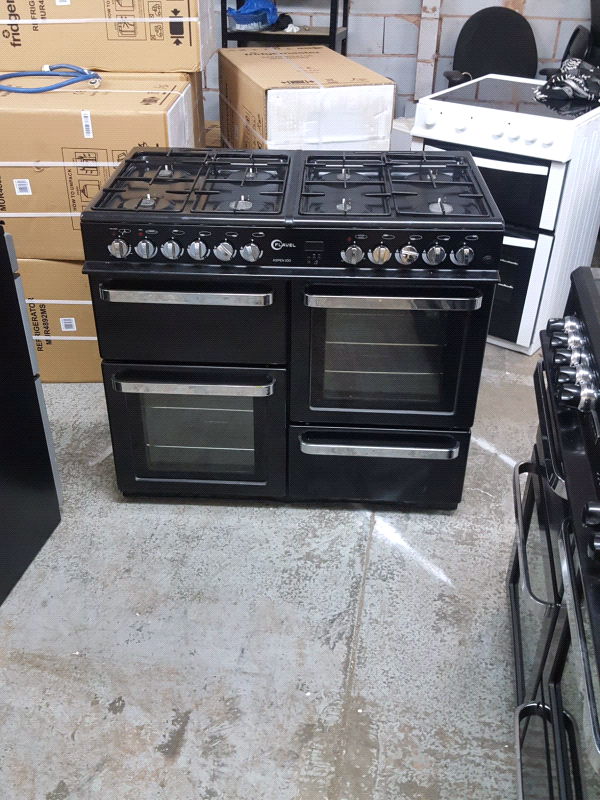 BLACK 8 BURNER 100CM WIDE GAS RANGE COOKER in StokeonTrent
