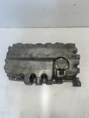 VOLKSWAGEN 2.0TDI 16V OIL SUMP 03G103603 CBD 2008-2011
