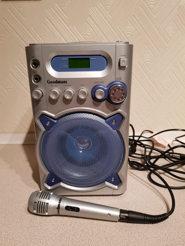 Goodmans XB3 CDG Karaoke Machine, and CD players with Microphone. Sca