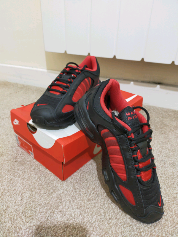 nike air max tailwind iv university red