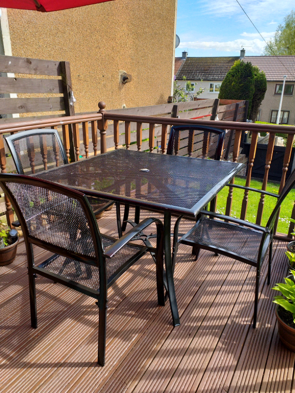 Metal garden table + 4 chairs | in Dunfermline, Fife | Gumtree