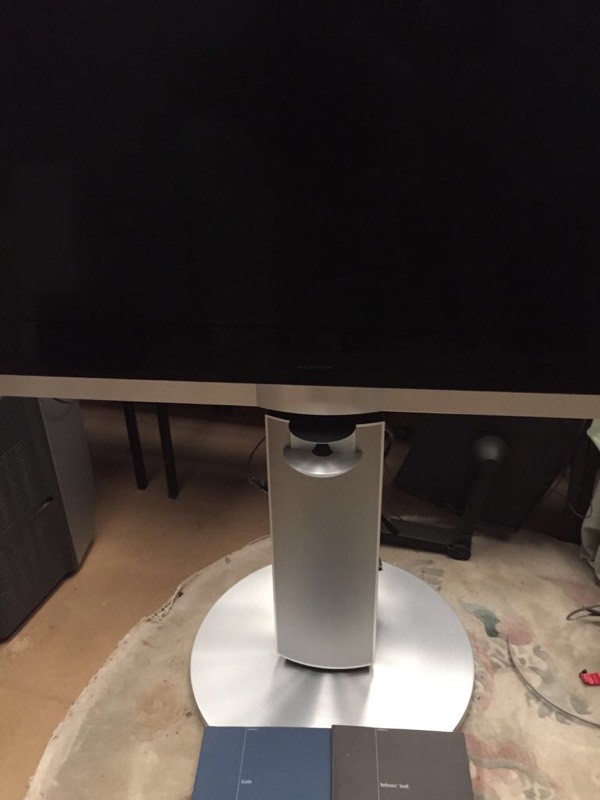 Bang & Olufsen BeoVision 740 TV with Beo Lab 74 centre Speaker & DVD