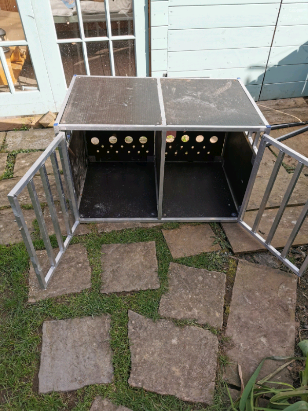 Sturdy dogs transport cage for 2 smaller or 1 bigger dog in Southside