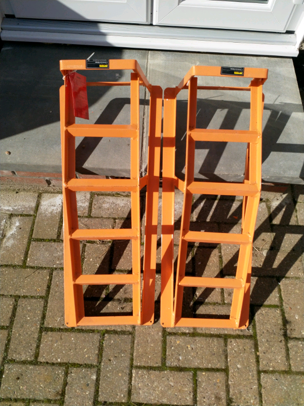 Halfords 2 tonne car ramps in Gilmerton, Edinburgh Gumtree