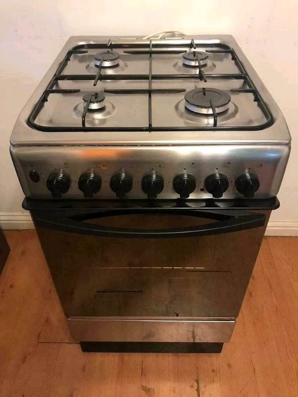 Gas cooker Indesit 50cm wide in Craigmillar, Edinburgh Gumtree