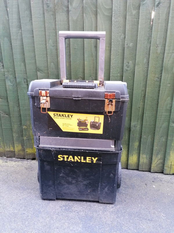 Stanley Mobile Work Centre Tool Box for Sale in Hull, East Yorkshire