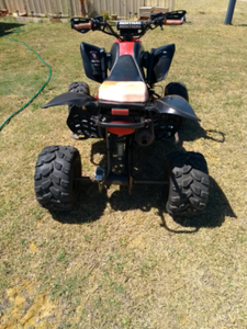 quad bike 150cc xtm carby tyres busters bark kick reverse transmission electric start