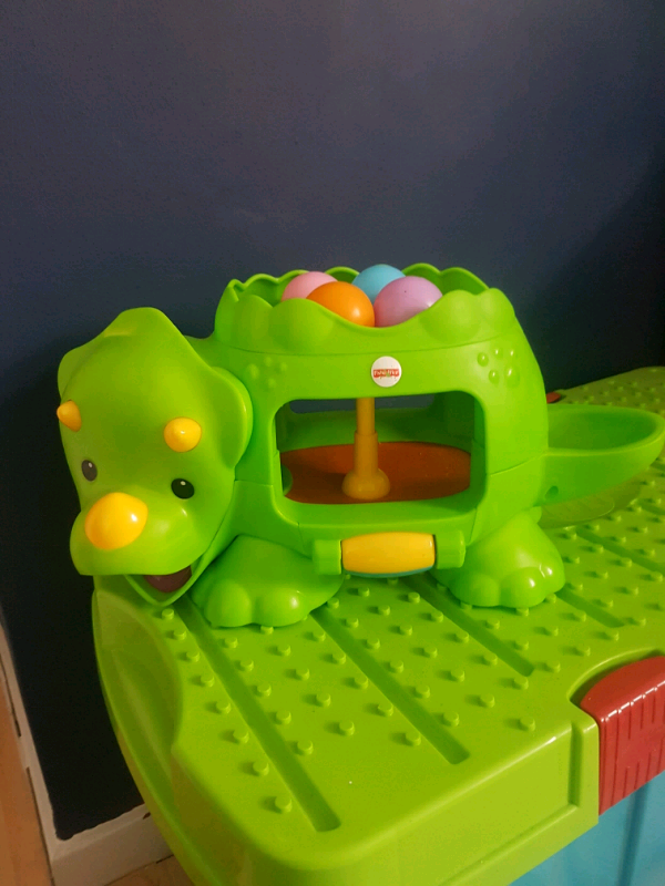 dinosaur bouncy ball
