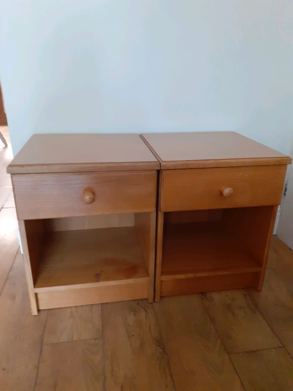 Vintage Oak Veneer Bedside Tables in Neath, Neath Port Talbot Gumtree