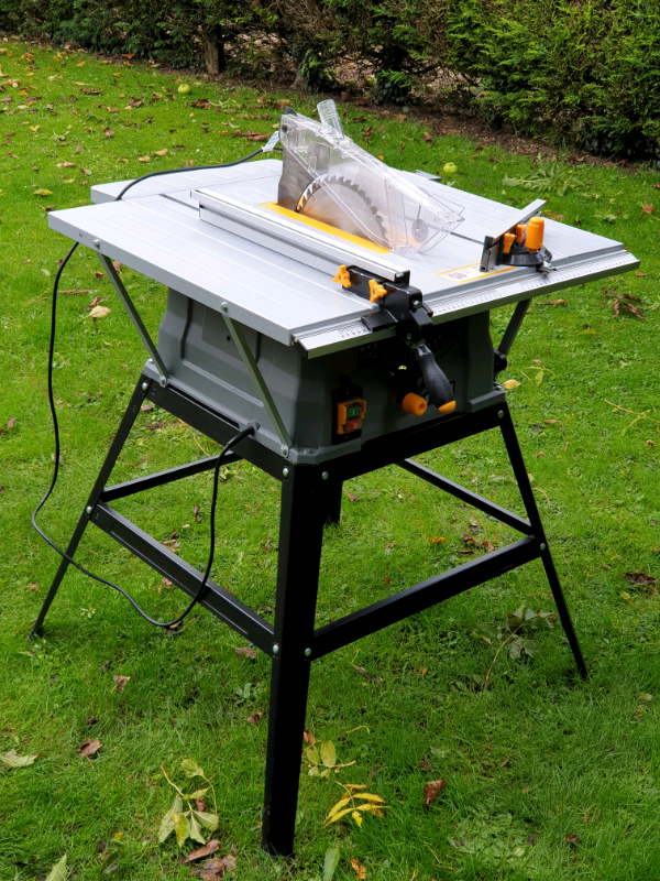 Titan table saw 254mm in Driffield, East Yorkshire Gumtree