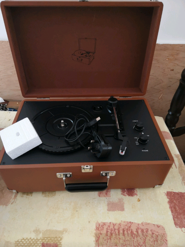 Brand new boxed vinyl record player in Winnersh, Berkshire Gumtree