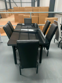 Brand New dining table and chairs AvAilable in stock