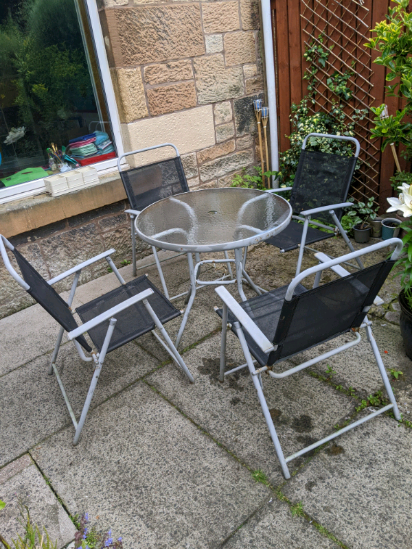 Outdoor table and 4 chairs free! in Southside, Glasgow Gumtree