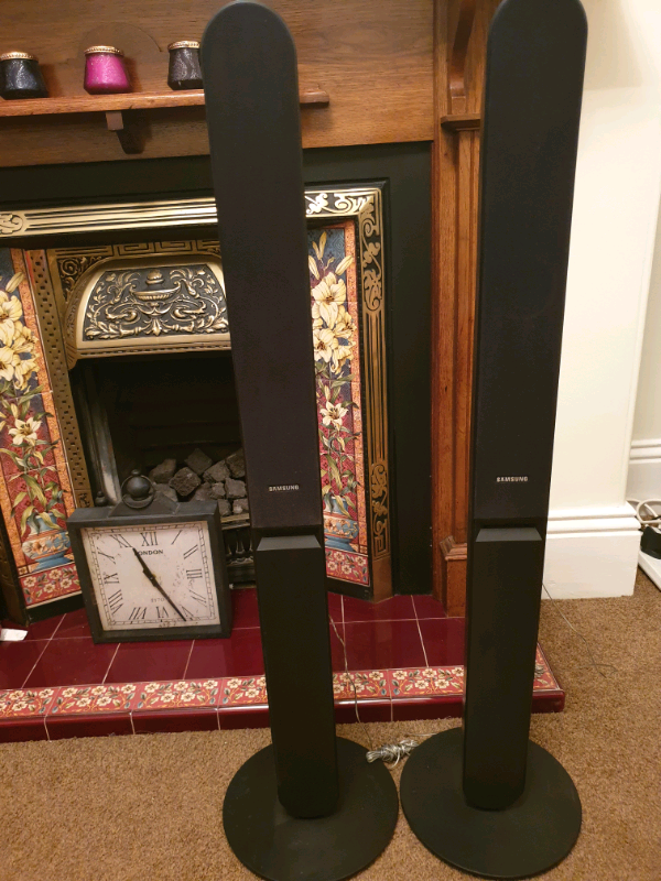 Samsung Home Theatre HTTHX22 DVD Cinema System in Darlington, County