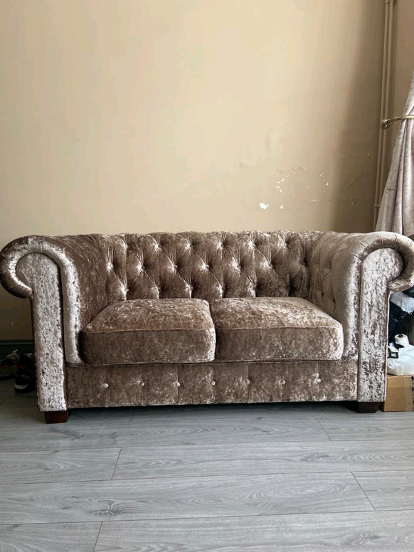 Crushed Velvet CHAMPAGNE GOLD Chesterfield Sofa in Luton