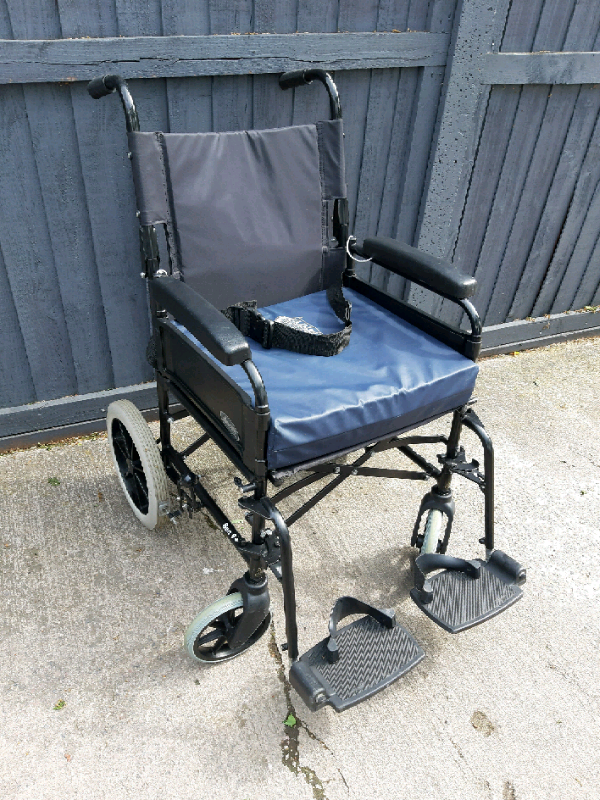 Invacare wheelchair. With pressure cushion. Delivery possible in