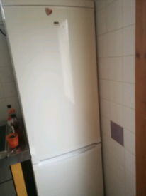 Second Hand Fridge Freezers For Sale In Penicuik Midlothian Gumtree