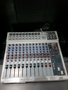 Peavey Pv14 mixer in good condition ready for new owners cleaned | DJ