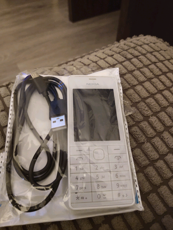 Nokia 515 Basic 3g Mobile Phone Still Does Fb Etc Takes O2 Gg Tesco