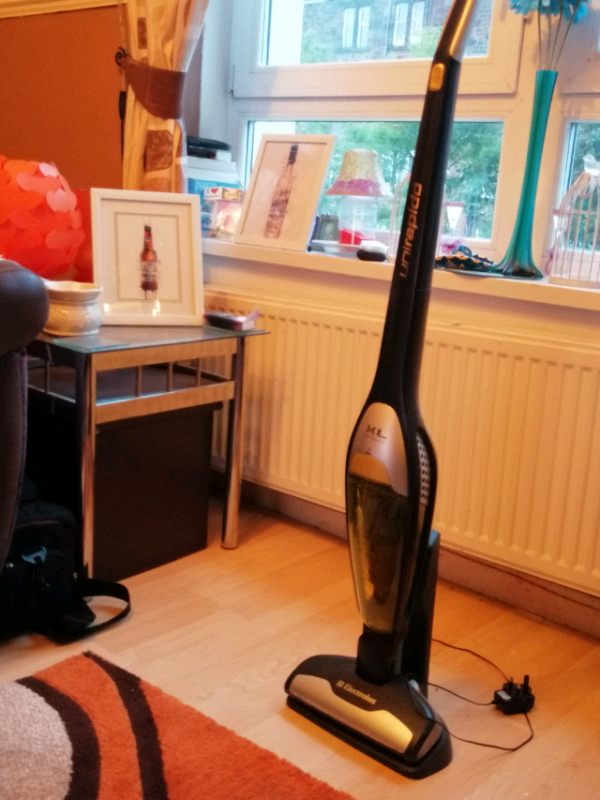 Electrolux cordless hoover in Yoker, Glasgow Gumtree