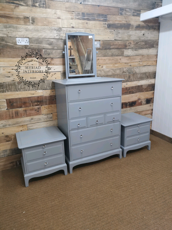 Vintage Stag Tallboy Chest of drawers and 2 x bedside tables in