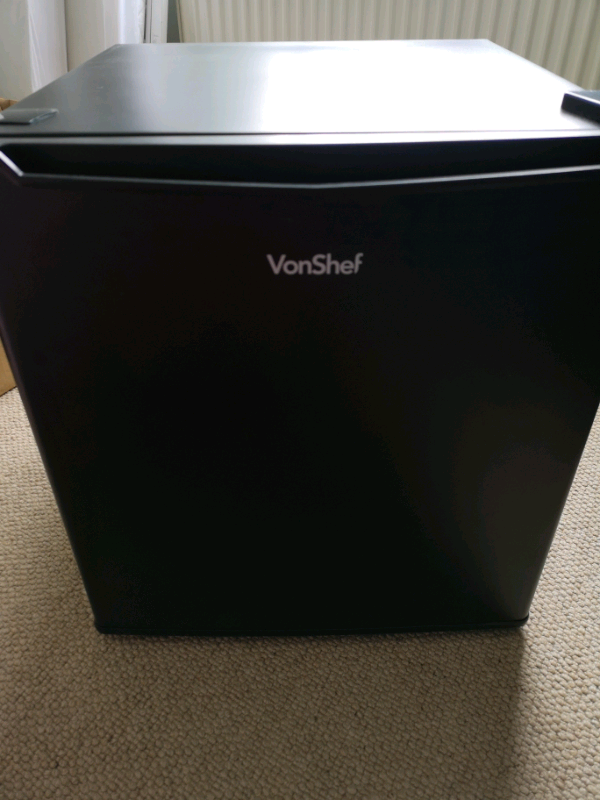 Vonshef mini fridge freezer in WestcliffonSea, Essex Gumtree