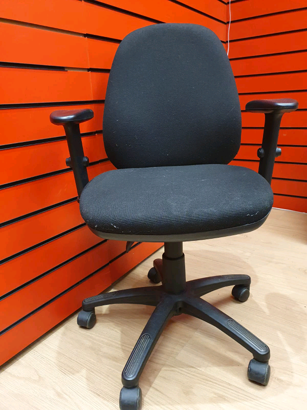 Minimalist Desk Chair Ikea Review for Simple Design