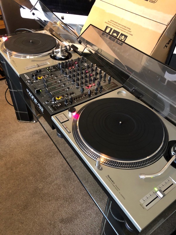 Technics SL1200 mk2 x 2 & 1 x Allen & Heath Xone 92 mixer Complete