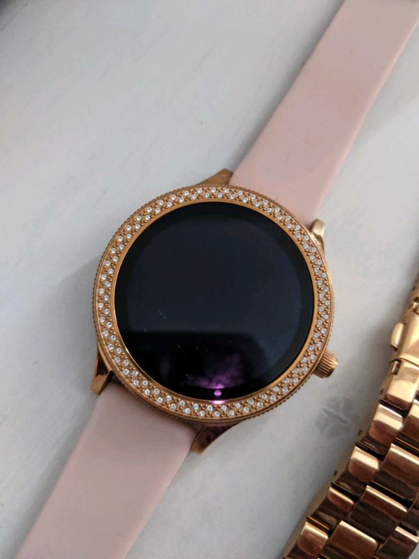 fossil watch touchscreen