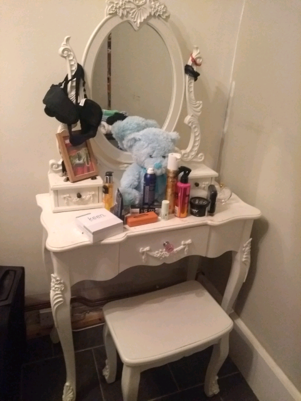 Dressing table in Morden, London Gumtree
