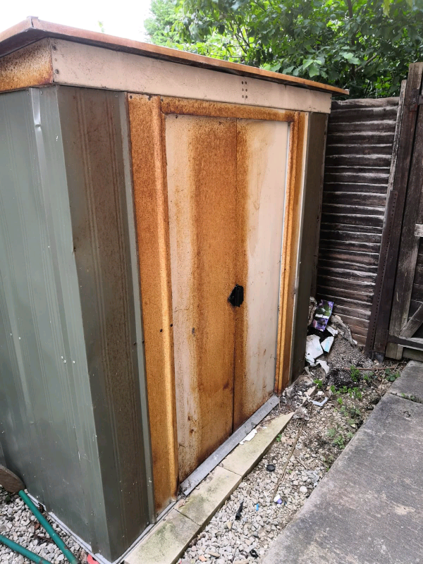 Garden metal shed, cosmetic rust, but solid dry inside in Gloucester