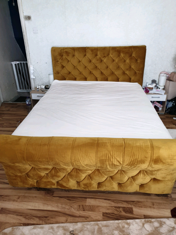 King size bed in AshtonunderLyne, Manchester Gumtree