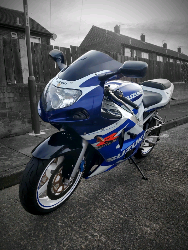 Suzuki gsxr 600 k1