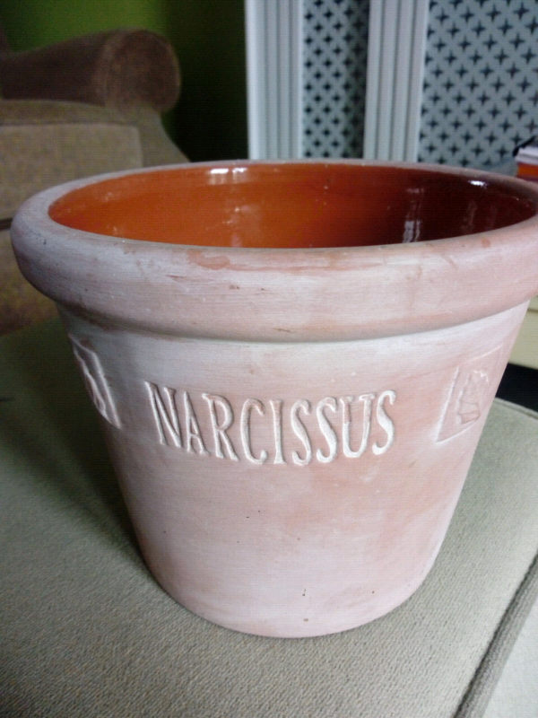 Ceramic plant pot in Shenley Church End, Buckinghamshire ...