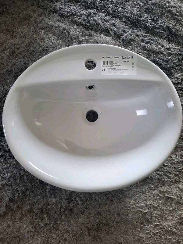 Countersunk vanity basin Twyford in Inverurie, Aberdeenshire Gumtree