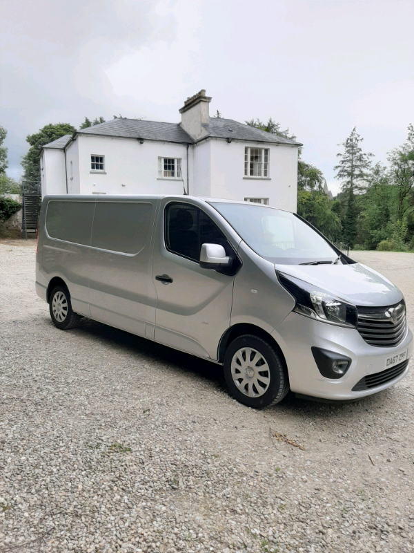 Late 2017 Vauxhall vivaro sport long wheel base van in Dungiven