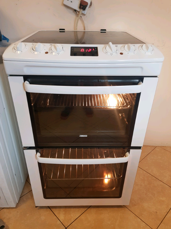 Zanussi ZCC550MWC electric cooker 55cm in Dagenham, London Gumtree