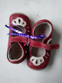 Baby shoes 20 months old £4