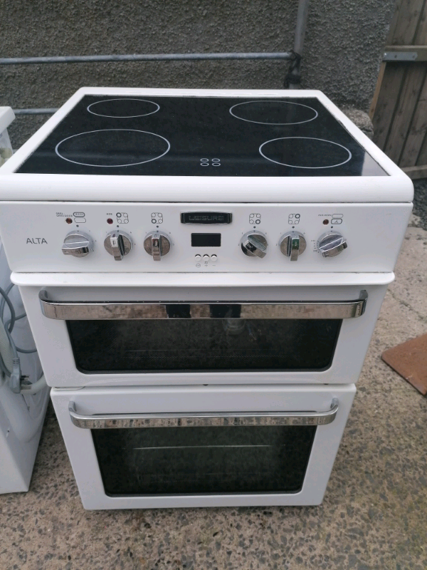 60cm electric cooker. Delivery available. in Ballymena, County Antrim