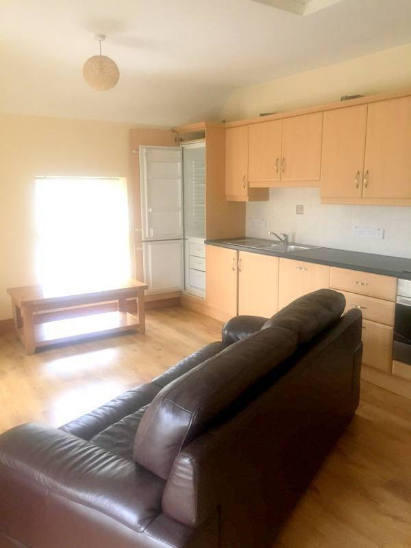 Available Immediately 1 Bedroom Fully Furnished Apartment in Gated