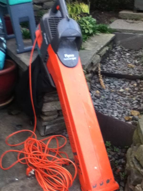 b&q flymo leaf blower
