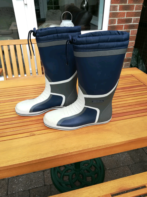 gul full length deck boot