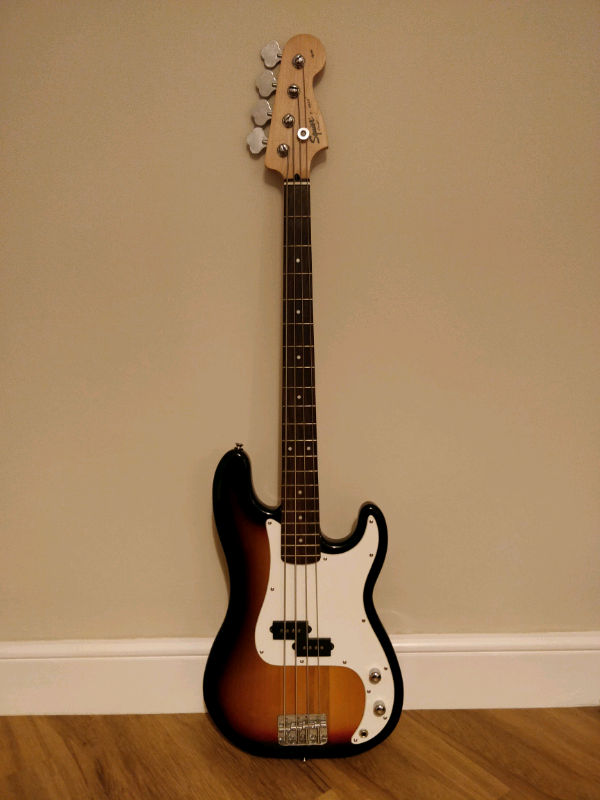 Fender squier affinity precision bass sunburst in Kingsnorth, Kent