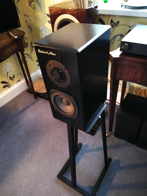 Richard Allen Dimension 51 vintage audiophile speakers in Grimsby