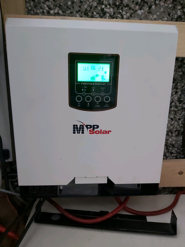 24V , 3000W MPP SOLAR Puresine inverter | in Dagenham, London | Gumtree