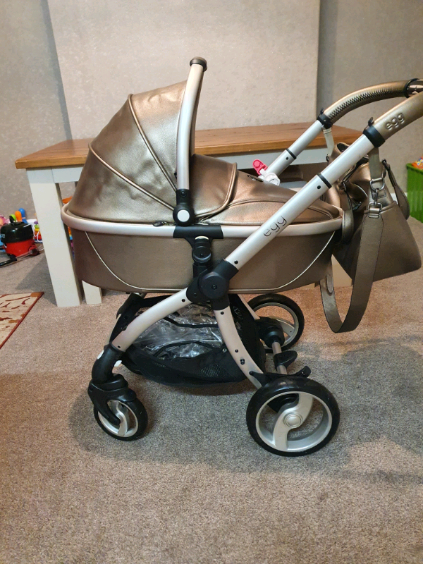 Egg pram/pushchair hollywood limited edition in Whitley Bay, Tyne and