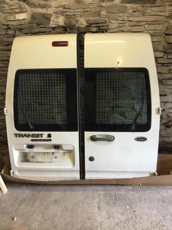 Transit Connect Pair of Rear Doors .. White (Lwb fits 20022011) in